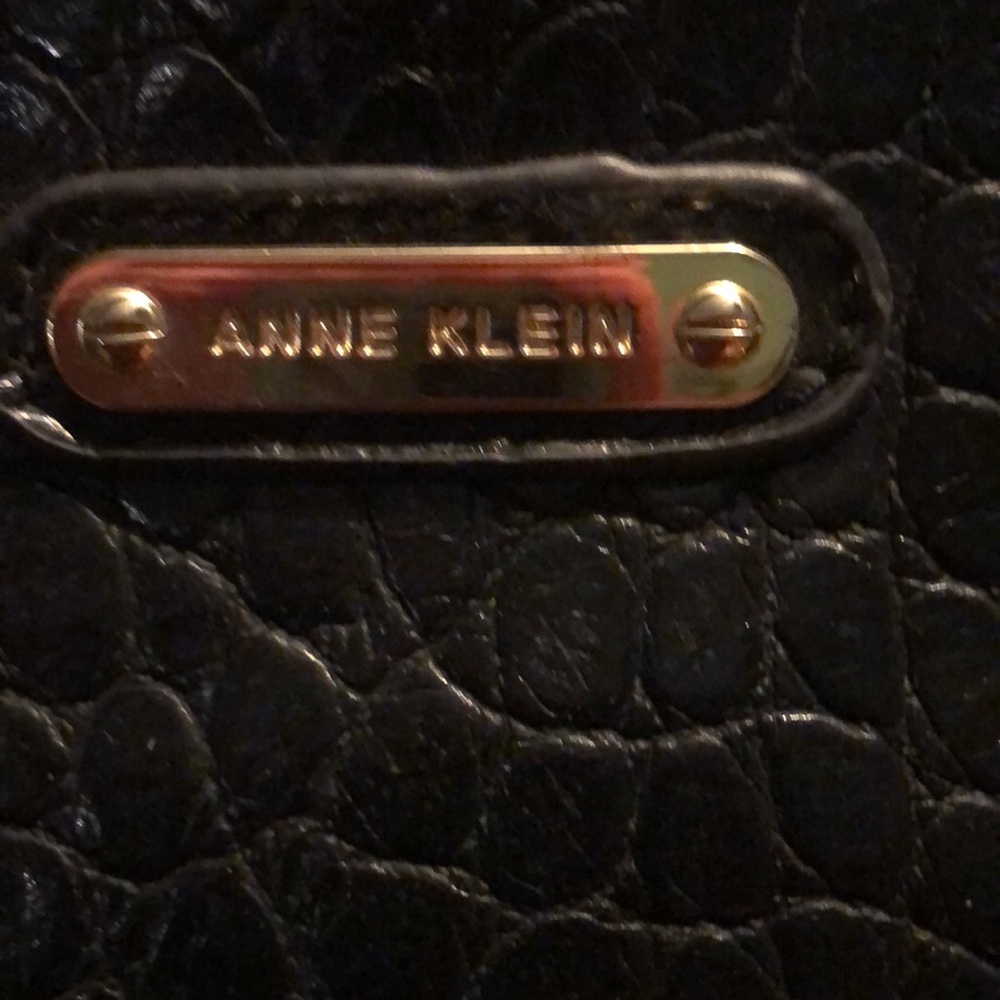 Purse - Picture 2 of 6